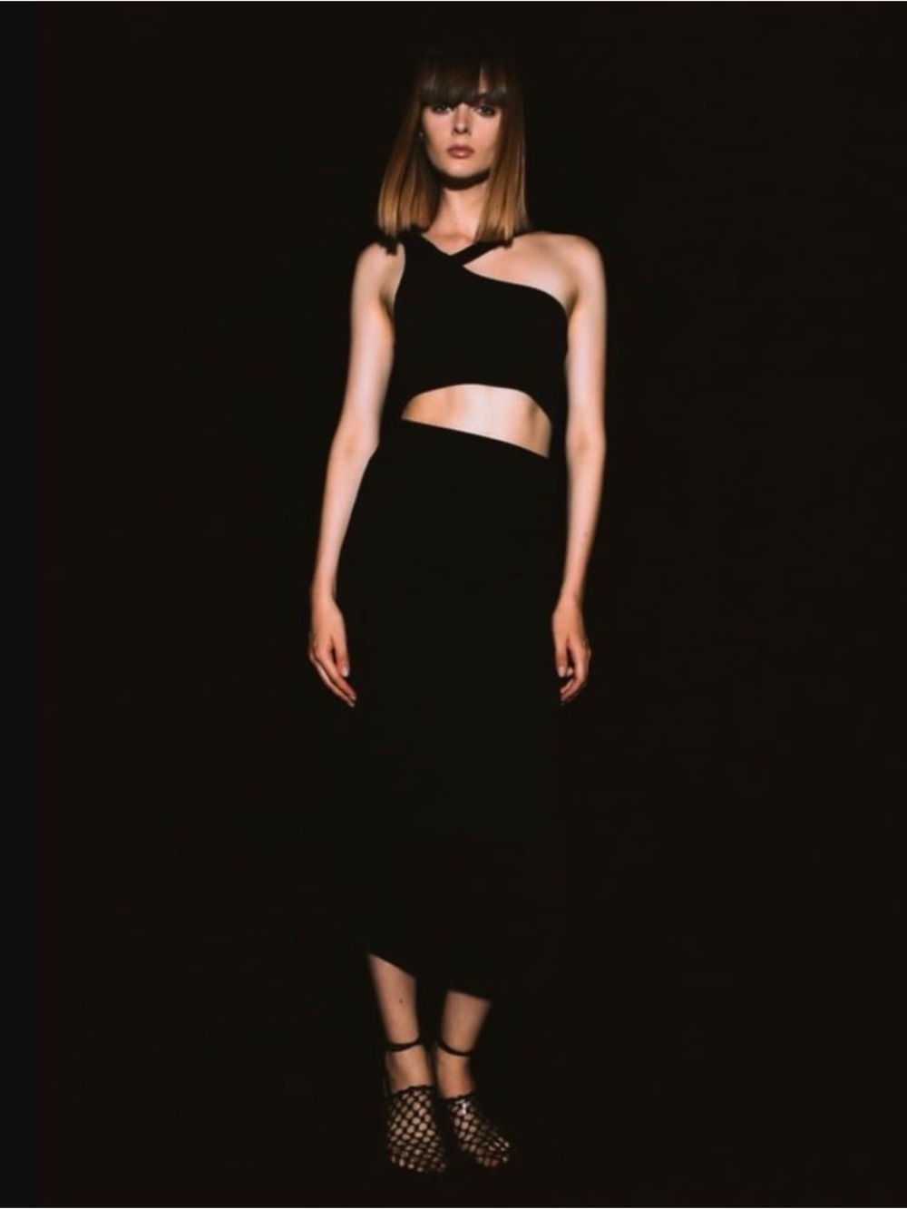 Zara Black ribbed Cutout crop top 5039/431/800